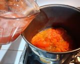 Foto del paso 10 de la receta: Pizza de pepperoni con una salsa de tomate casera