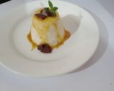 Foto del paso 12 de la receta: Panna cotta de coco con coulis de maracuyá con mezcal