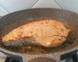 A picture of step 7 of Tuna tataki with white miso.