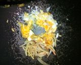 Foto langkah ke 3 dari resep 40. Mie Bihun Jagung Goreng.