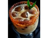 Foto langkah ke 3 dari resep Es Kopi Santan ☕🥥🌿.