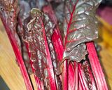 Foto del paso 2 de la receta: Acelgas rojas con jamón