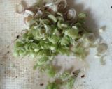 Foto langkah ke 3 dari resep Telor dadar asam sunti.