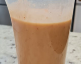 Foto del paso 3 de la receta: Batido de mango, piña, plátano, fresas y galletas