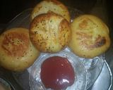 A picture of step 10 of Chicken Buns.
