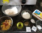 ओट्स पिज्जा मुफ्फीन (oats pizza muffins recipe in hindi) रेसिपी चरण 1 फोटो