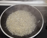 Foto del paso 2 de la receta: Macarrones con carne picada y cebolla
