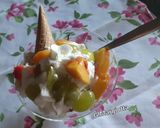 Foto del passaggio 3 della ricetta Paciugo a modo mio, con gelato all'amarena e frutta di stagione