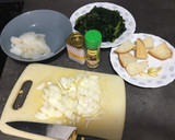 Foto del paso 1 de la receta: Potaje de bacalao y espinacas