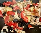 A picture of step 1 of Leftover Chicken.