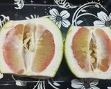 A picture of step 1 of Pomelo Salad / Batabi Lebu Makha.