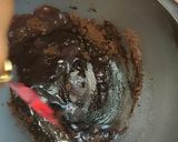 A picture of step 2 of Oreo choco lava.