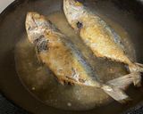 Foto langkah ke 2 dari resep Tumis Ikan Peda Jagung pete.