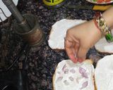 A picture of step 2 of Bread Pizza.