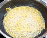 બેસન સેવ (Besan Sev Recipe In Gujarati) રેસીપી સ્ટેપ2ફોટો