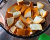 Foto del paso 1 de la receta: Crema de calabacita naranja