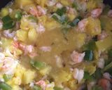 Foto del paso 2 de la receta: Piña rellena de mariscos