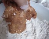 A picture of step 4 of Kentucky fried chicken burger.
