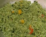 A picture of step 4 of Garlic Palak Pulao From Left Over Rice.