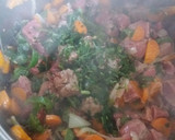 Foto del paso 2 de la receta: Guiso de ternera con salsa al gusto de vino tinto 😋