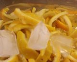 Foto del paso 4 de la receta: Cáscaras de naranjas confitadas