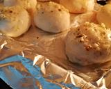 A picture of step 10 of Pizza bombs.