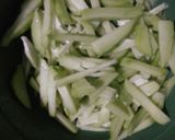 Foto langkah ke 2 dari resep Tumis Labu Siam Wortel Telur.