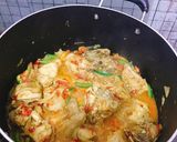 A picture of step 6 of Curry chicken.