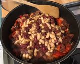Une image de l'étape 12 de Haricots bicolores au chorizo,lard et poivrons grillés.