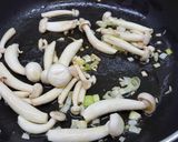 Foto del paso 4 de la receta Huevo de Oca con variado de setas