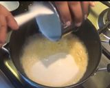 A picture of step 4 of Kaju ka halwa.
