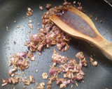 A picture of step 5 of Meat pies #teamcontest#supersnackers#snacks.
