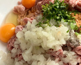 Foto del paso 3 de la receta: Rollo jugoso de carne picada, relleno, con especias sabor Cookpad (en airFryer)