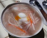 รูปขั้นตอนการทำที่ 4 ของ ข้าวต้มไข่ลวกปูอัดกุ้งแห้ง