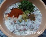 A picture of step 1 of Hyderabadi Kachchi Aqhni Mutton Dum Biryani.