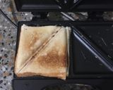 A picture of step 7 of Cheese Tomato Sandwich.