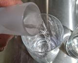 Foto del paso 1 de la receta: Chilcano de pisco