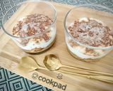 Foto del paso 5 de la receta: Postre de yogur estilo tiramisú