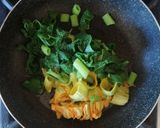 Foto del passaggio 4 della ricetta Spaghetti con crema di zucchine e fiori di zucca 🌷