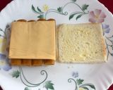 A picture of step 6 of Grilled Cheesy Chicken Sausage Egg Omelette Sandwich.
