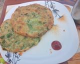 A picture of step 3 of Methi khasta poori.