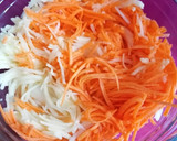 Foto del paso 2 de la receta: Rosti de patata zanahoria y cebolla