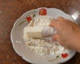 Foto langkah ke 3 dari resep Corndog Mozzarella Sosis.