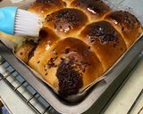 Foto langkah ke 8 dari resep Roti Sobek Cokelat Dengan Mixer!.