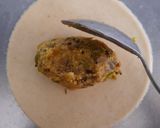 A picture of step 3 of Potli Samosa.