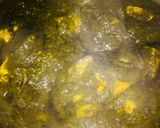 A picture of step 7 of Palak paneer.