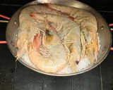 Foto del paso 1 de la receta: Camarones 🍤 jumbo a la sal