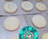 Foto langkah ke 3 dari resep Donat ekonomis.