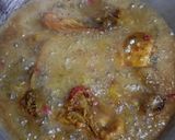 Foto langkah ke 2 dari resep Ayam goreng pedas.