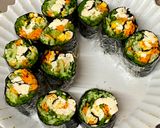 A picture of step 4 of Japanese Nori Wrapping Salad.